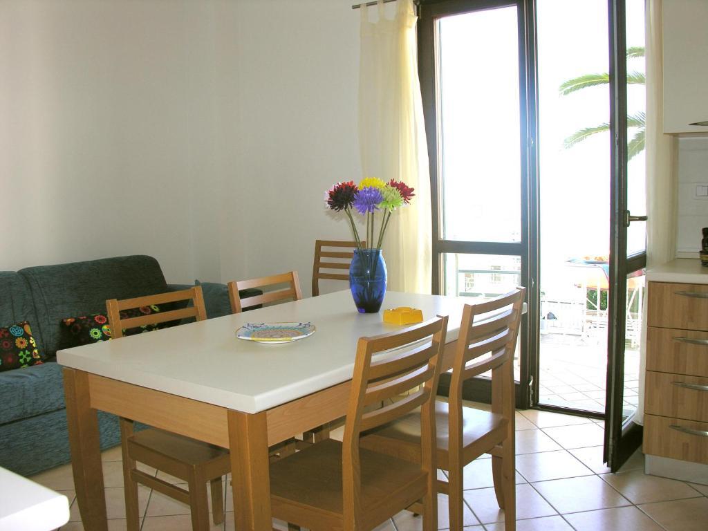 Acciaroli Vacanze Residence Zimmer foto